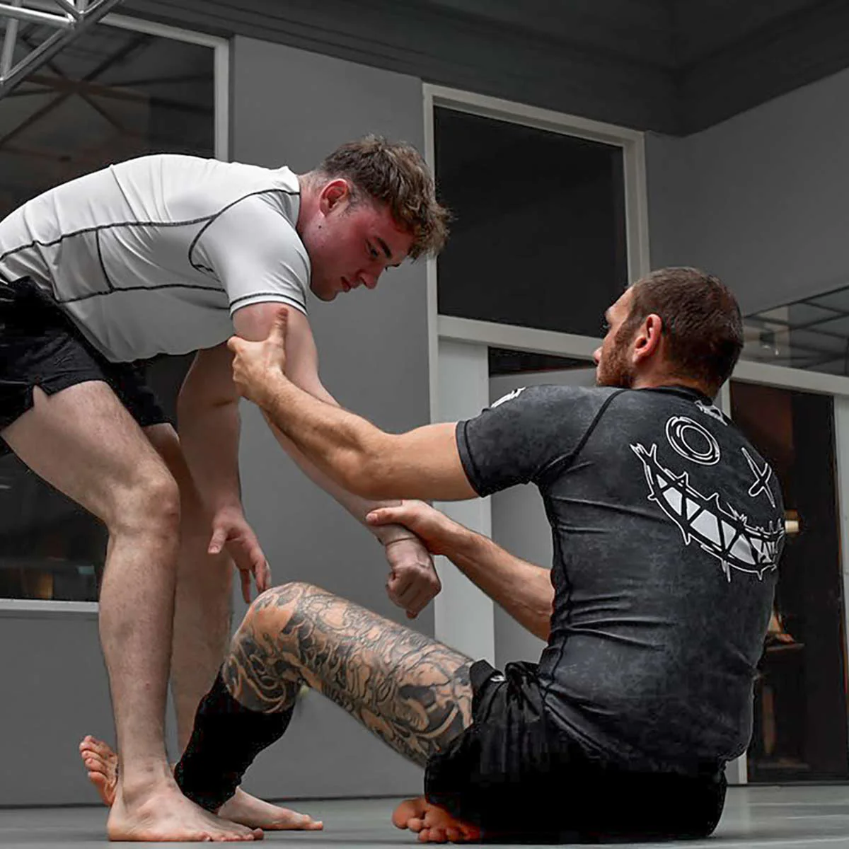 Rashguard EVO Serious - Schwarz - Image 6